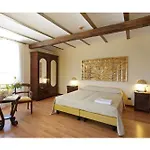 Vittoria Hotel